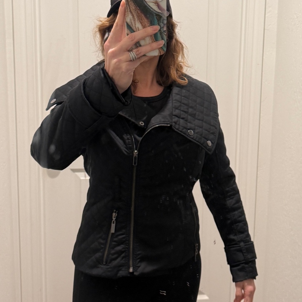 White House Black Market Quilted Jacket